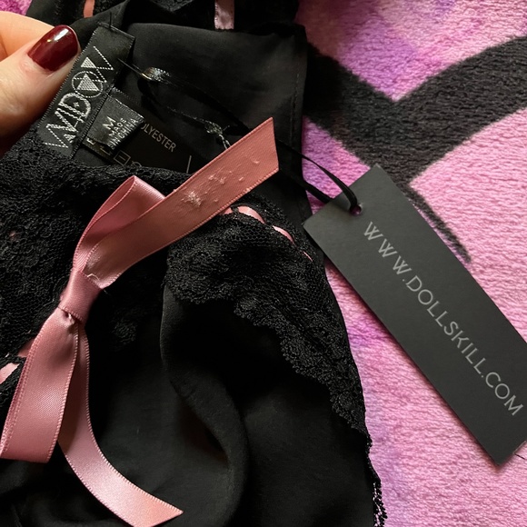 DOLLS KILL WIDOW BABYDOLL SLIP DRESS M NWT READ - Picture 3 of 4